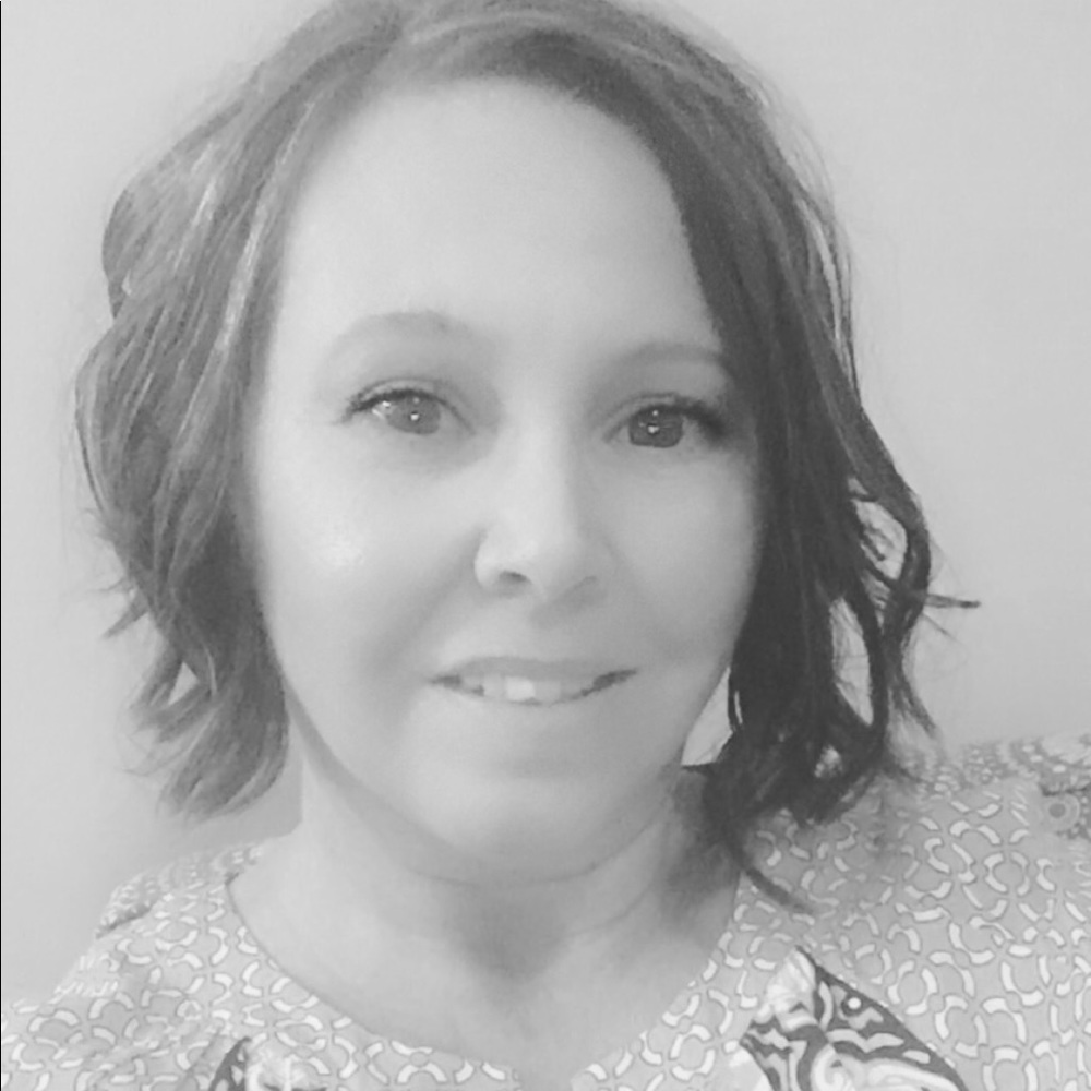 Meet your Posher, Leslie